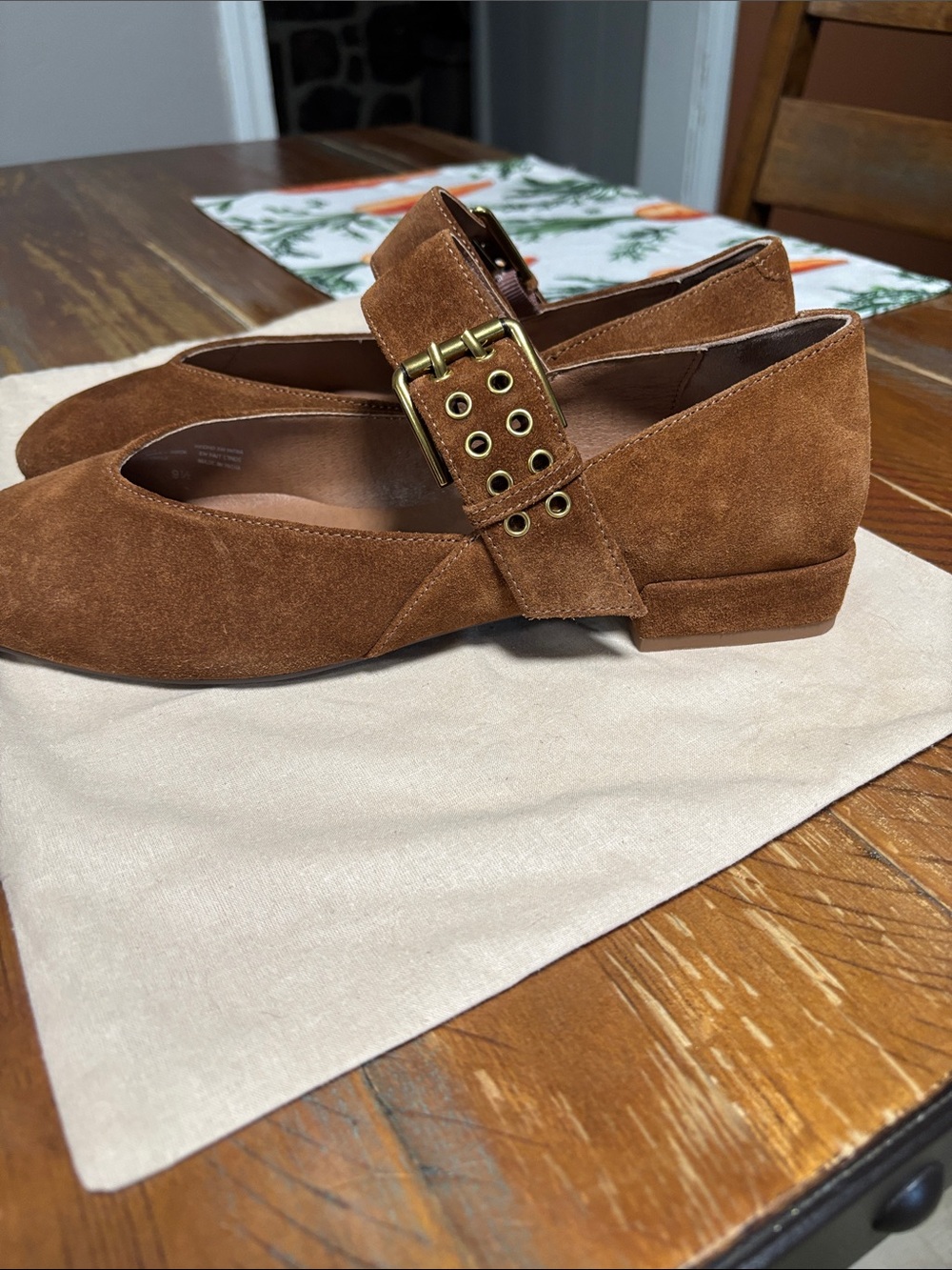 Seychelles Cognac Suede Mary Jane Flats with Buckle 9.5 - Picture 4 of 5
